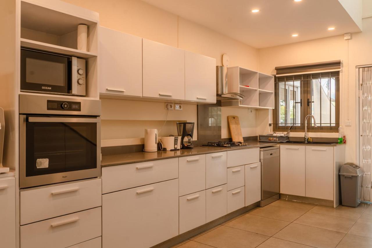 Stella Marris Beachfront Villa Pointe aux Sable Luaran gambar